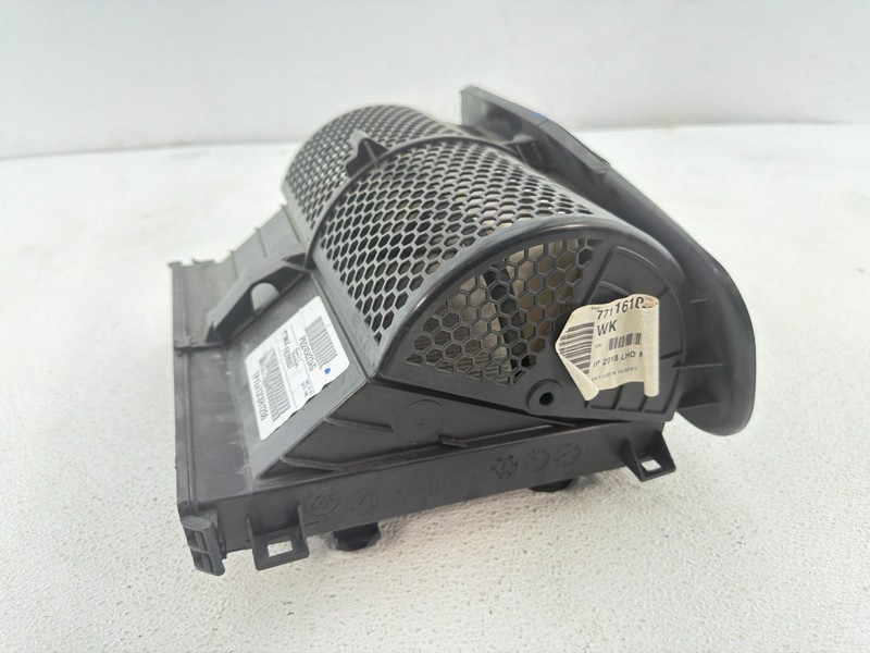 2014-2021 JEEP GRAND CHEROKEE HVAC HEATER BLOWER UPPER COVER BOX OEM