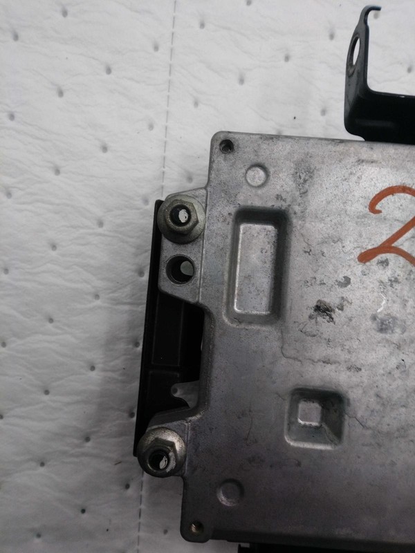 2011 Suzuki Kizashi Engine Control Module ECM 2.4L OEM Black 79K Miles