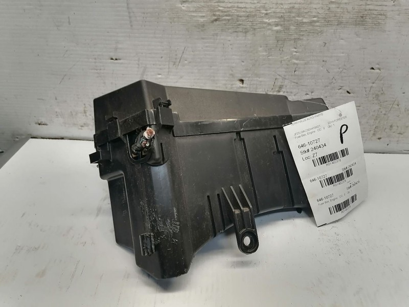 Fuse Junction Box Engine Compartment Fits 14-15 FORESTER 1482378
