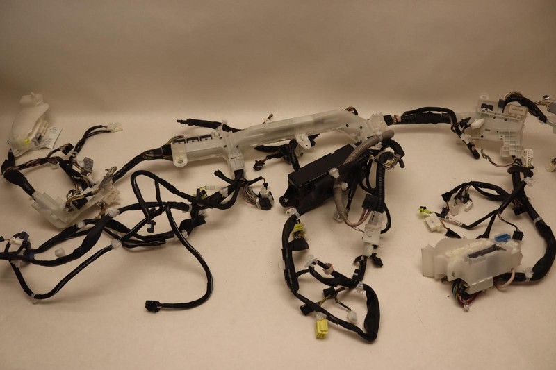 2020 TOYOTA COROLLA SEDAN HYBRID LE DASHBOARD WIRE WIRING HARNESS CABLE OEM