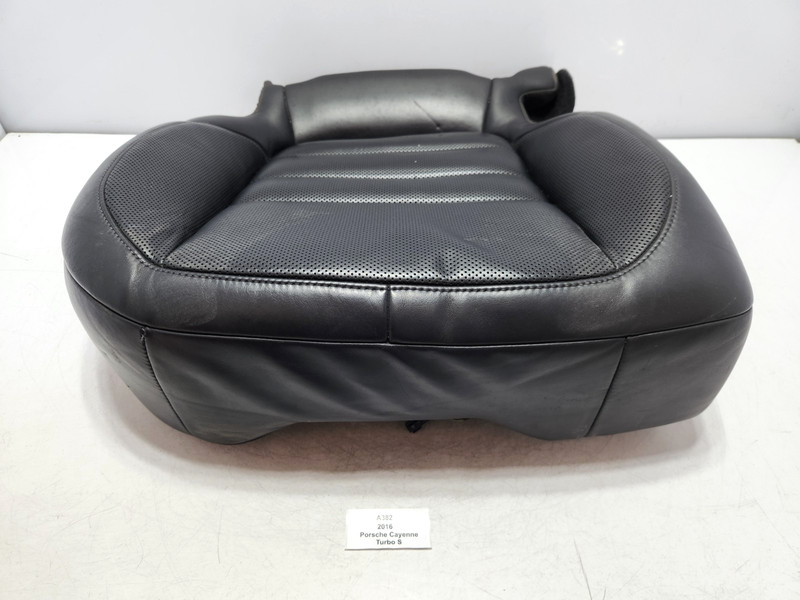 ✅ 11-18 OEM Porsche Cayenne Turbo S 958 Rear Right Seat Lower Cushion Leather*