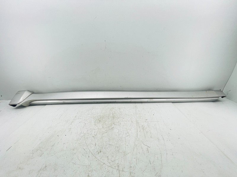 2007-2012 Nissan Altima Sedan right Rocker Panel Molding Skirt OEM