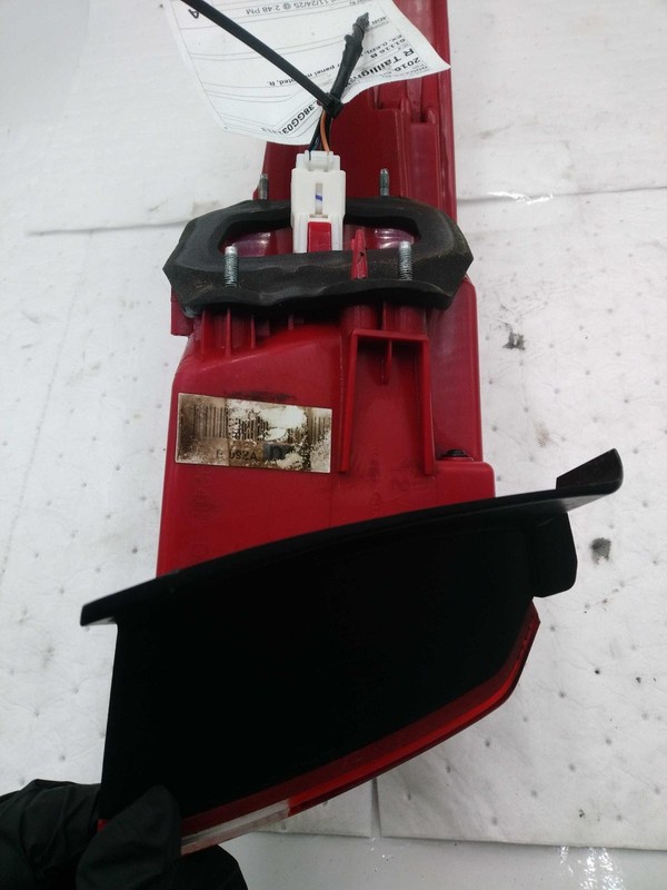 2016 Kia Optima Right Tail Light Assembly Maroon 134552 Used 107K Miles
