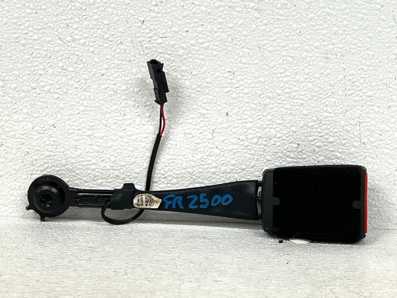 ⭐2016-2018 CHEVY CAMARO FRONT RIGHT PASS SIDE SEAT BELT BUCKLE ASSY OEM LOT2500