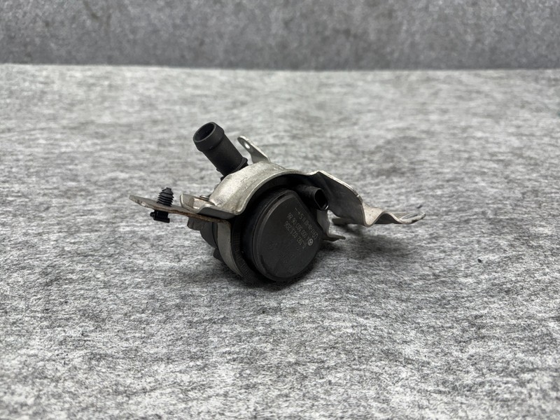 INFINITI QX30 2017-2019 OEM ENGINE COOLANT AUXILIARY WATER PUMP ASSEMBLY