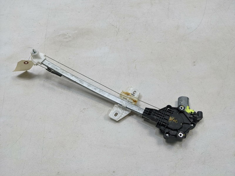 Rear Left Driver Door Window Regulator 2016 Honda Civic 72750-TBA-A01 2017-2021