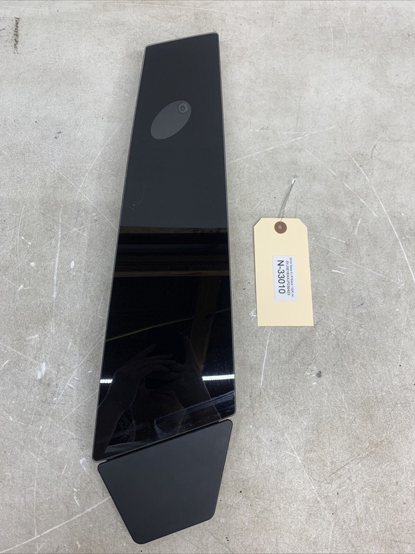17-23 Tesla 3 LH Exterior B Pillar Glass Trim W/ Camera 1100437-00-E 33010 B57
