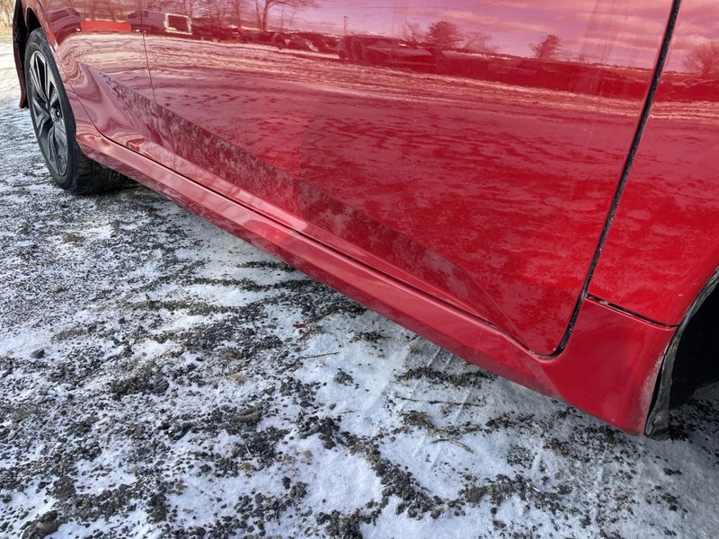 2016-21 HONDA CIVIC RIGHT ROCKER MOULDING RED PC:R513 1.5L AT FWD 121K EX 62706
