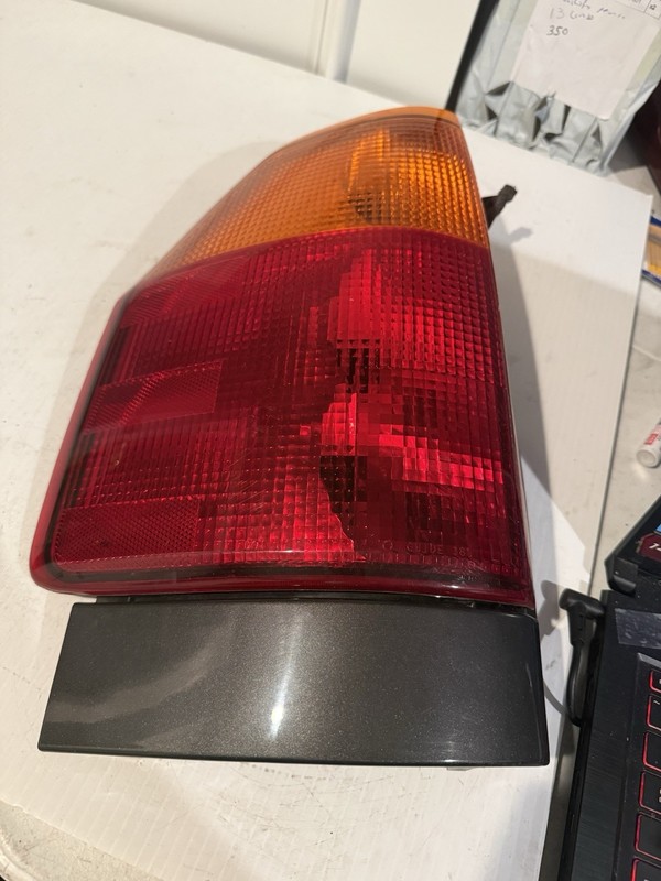 Fits 2002-09 GMC Envoy Left Tail LIght OEM:15131576
