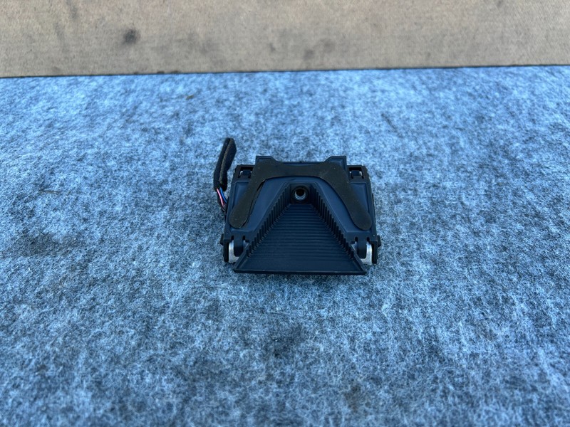 GENESIS G70 2019-2023 OEM WINDSHIELD LANE ASSIST DEPARTURE CAMERA ASSEMBLY