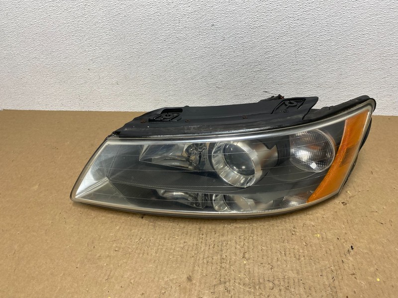 2006 to 2008 Hyundai Sonata Left Driver LH Side Headlight Halogen Oem AC1611 DW