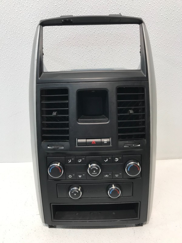 08-10 Dodge Grand Caravan Dash Radio Ac Bezel Climate Control Temp Heater