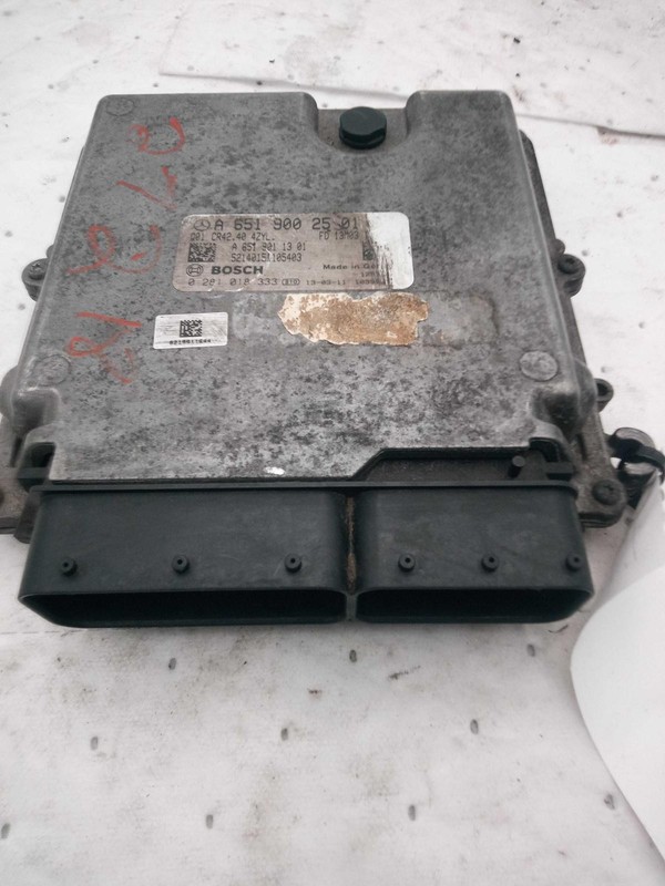 2013 MERCEDES GLK-CLASS Engine Control Module ECM 6519002501 OEM Used 155k