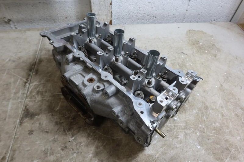 2014-2018 Jeep Wrangler JK 3.6L OEM Right Passenger Engine Cylinder Head