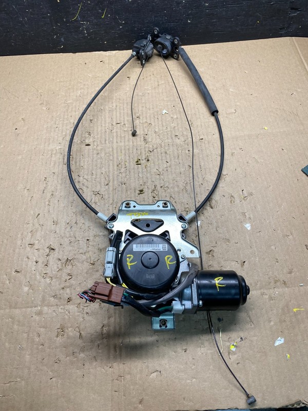 2005 - 2010 Honda Odyssey Rear Right Sliding Door Lock Actuator Motor T1536 DG