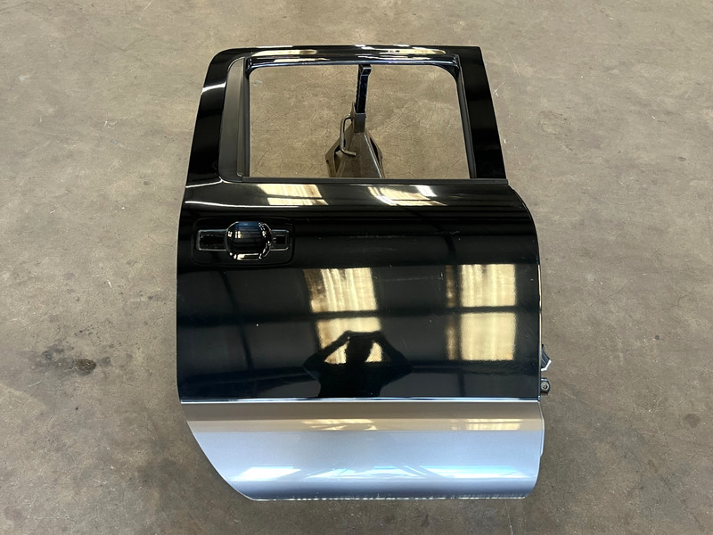 ⭐16-19 NISSAN TITAN XD REAR RIGHT DOOR SHELL COVER BODY PANEL BLACK OEM LOT2629