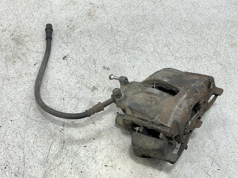 02-06 Mercedes Dodge T1N Sprinter 2500 Rear Right Passenger Side Brake Caliper