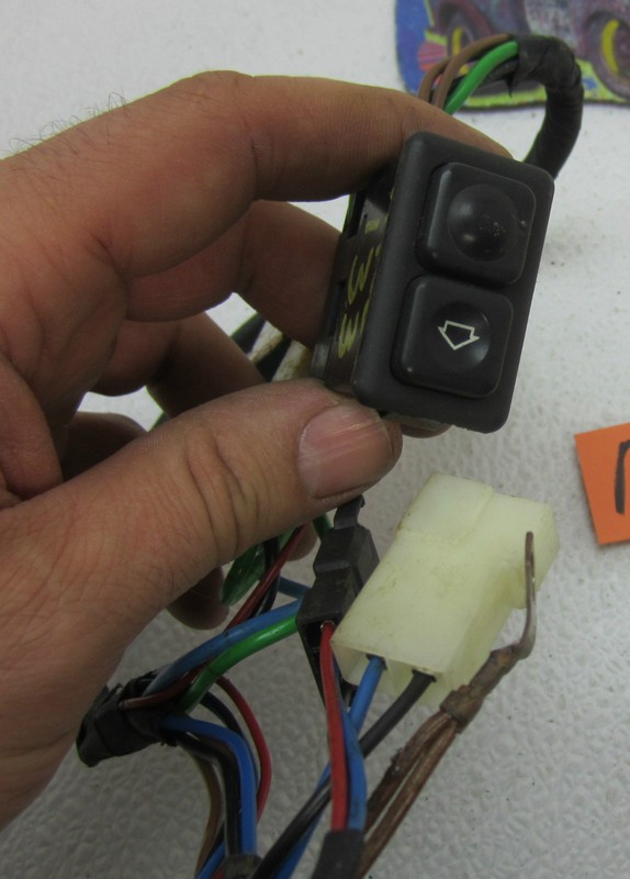 1985 85 BMW 735I SUNROOF SUN ROOF SWITCH MOTOR TRACK POWER RELAY COMPUTER MOON