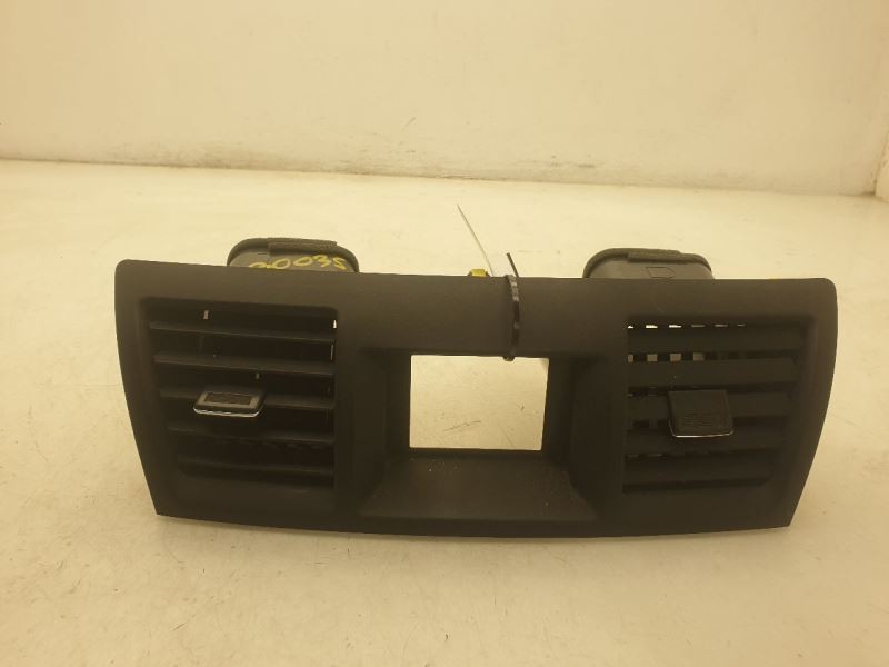 2012 TOYOTA HIGHLANDER CENTER MOUNTED DASH VENTS BEZEL ASSEMBLY