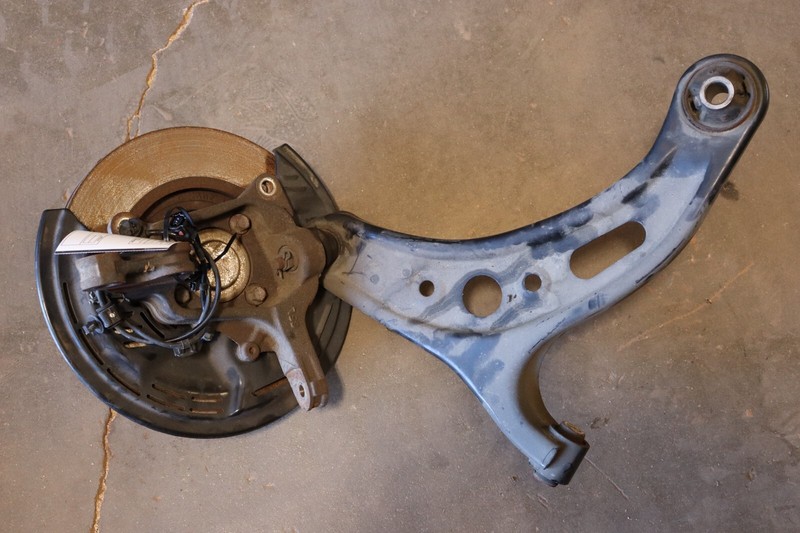2017-2020 TOYOTA 86 FRONT LEFT SPINDLE KNUCKLE WHEEL HUB W/ CONTROL ARM OEM