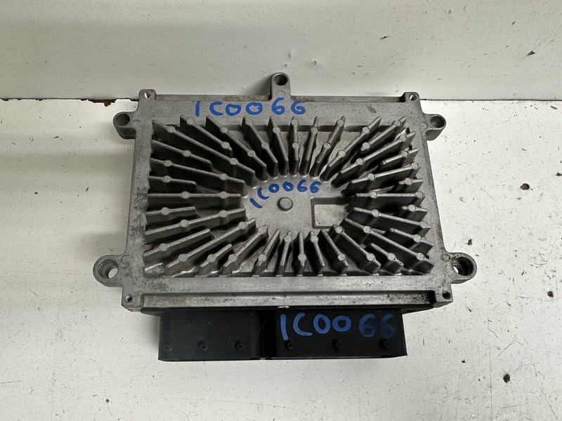 2005-2006 Volvo S40 Engine Computer Control Module Ecu Ecm Pcu Pcm Oem