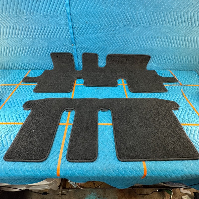 2016-2020 INFINITI QX60 SUV Genuine OEM Carpet Floor mats set (2pc) 999E2-R2120