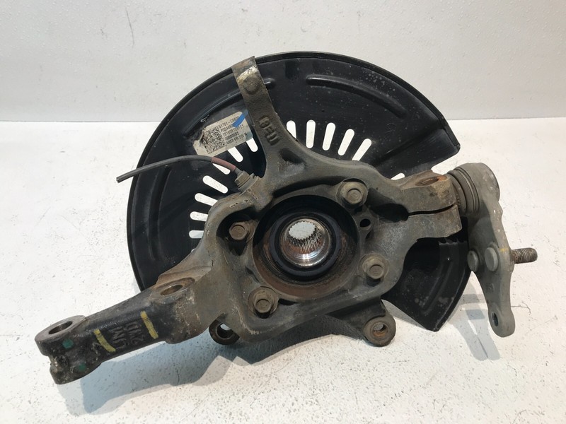 18-20 KIA SORENTO FRONT RIGHT PASSENGER STEERING SPINDLE KNUCKLE HUB OEM 92K