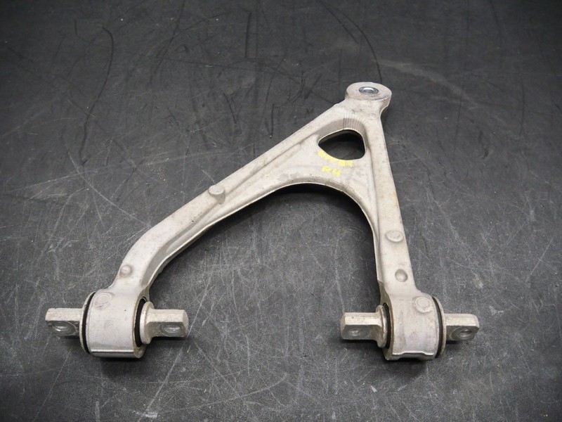 2014-2019 Chevrolet Corvette C7 Right Rear Upper Control Arm RH 23240821 OEM