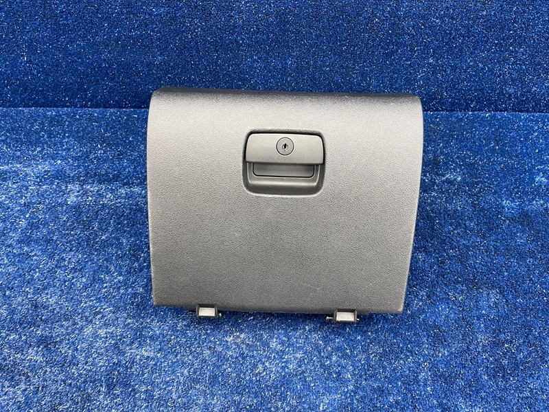 2007–2010 Saturn Sky Glove Box Compartment OEM 957305642
