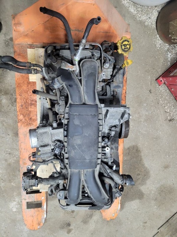 Engine 2.5L Automatic CVT California Emissions VIN B SOHC Fits 12 LEGACY 1742551