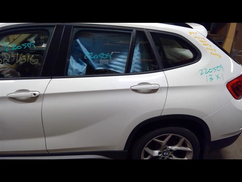 Driver Rear Side Door Without Privacy Tint Glass Fits 12-15 BMW X1 1030733