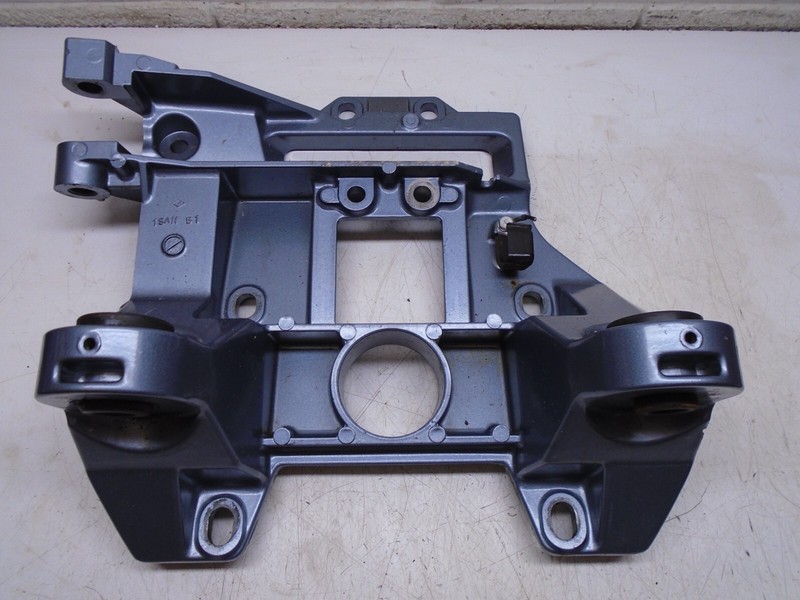 U4 Yamaha 4.3L V6 Inboard Transom Plate 6T4-45831-00-EK