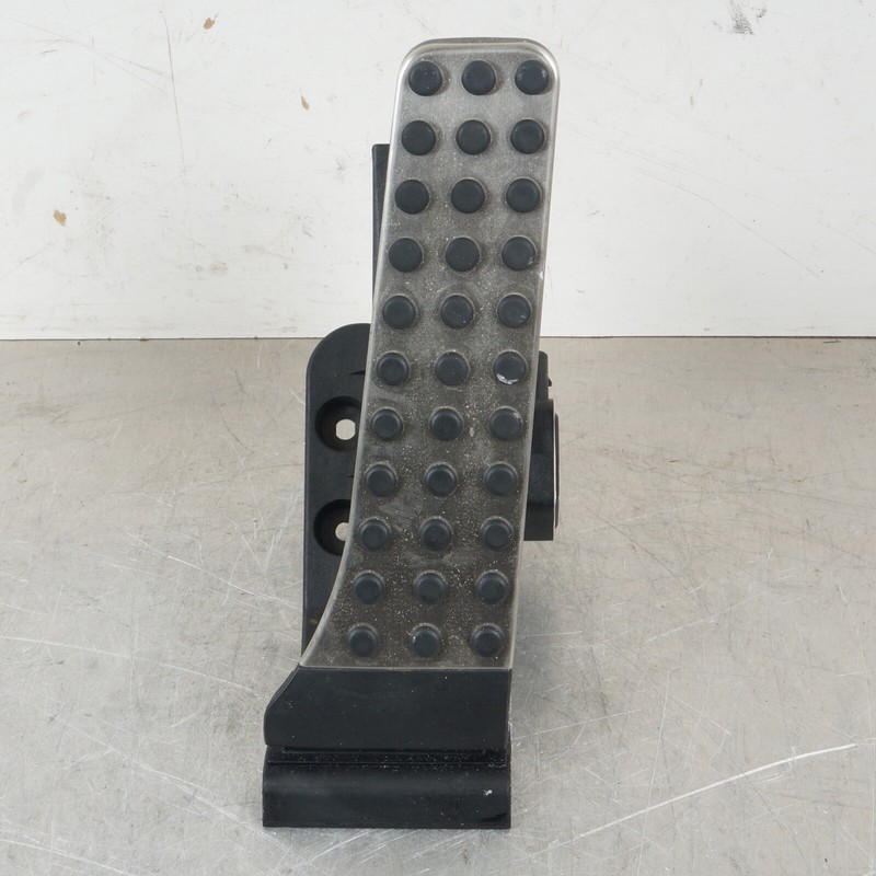 12-20 Mercedes SL450 SLK Gas Brake Accelerator Pedal Set 1702900182 OEM