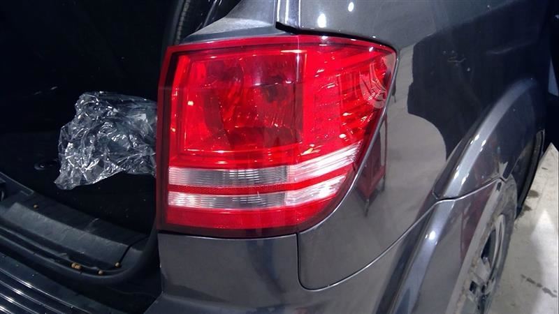 Passenger Tail Light Incandescent Lamps Fits 10-20 JOURNEY 3160929