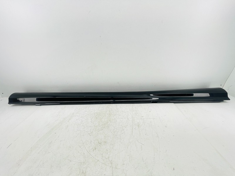 07-14 MERCEDES C250 W204 RIGHT SIDE ROCKER LOWER MOLDING OEM
