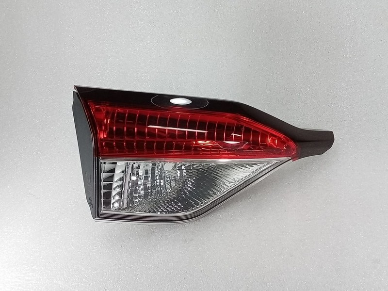 2020-2022 Toyota Corolla Sedan 11301 B Left Side Inner Lid Taillight 8159112220
