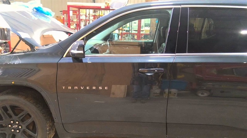 Driver Front Door Classic Style S Or VIN T Fits 18-24 TRAVERSE 3626765