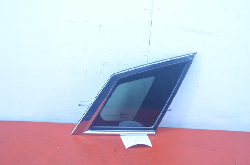 10-16 CADILLAC SRX REAR RIGHT PASSENGER SIDE QUARTER WINDOW GLASS OEM