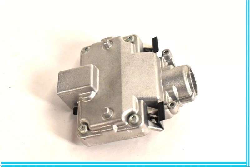 12-14 Mercedes W221 CLS63AMG CL550 Windshield Night Vision Camera 0009050538 OEM