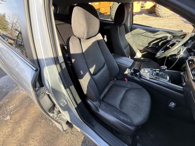 2016-2019 Mazda CX-9 Right Passenger Side Front Seat Manual Cloth Black Bag Good