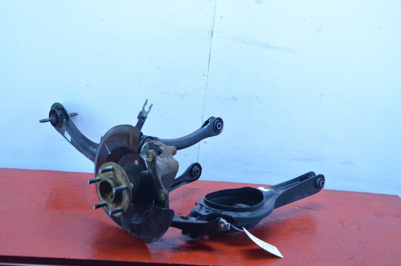 13-16 FORD ESCAPE 1.6L FWD REAR LEFT SPINDLE KNUCKLE HUB W CONTROL ARMS OEM