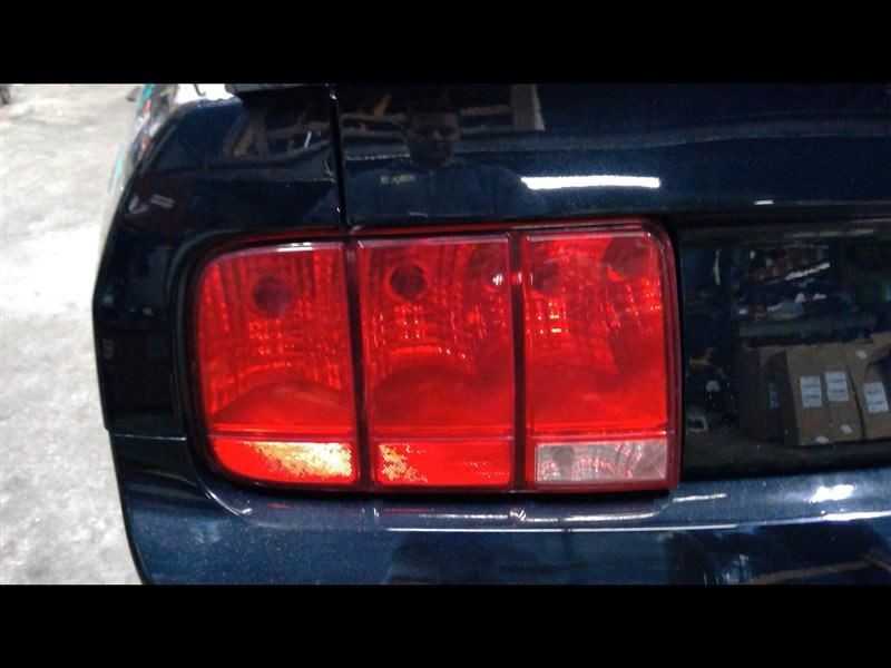 Driver Left Tail Light Fits 05-09 MUSTANG 1005080