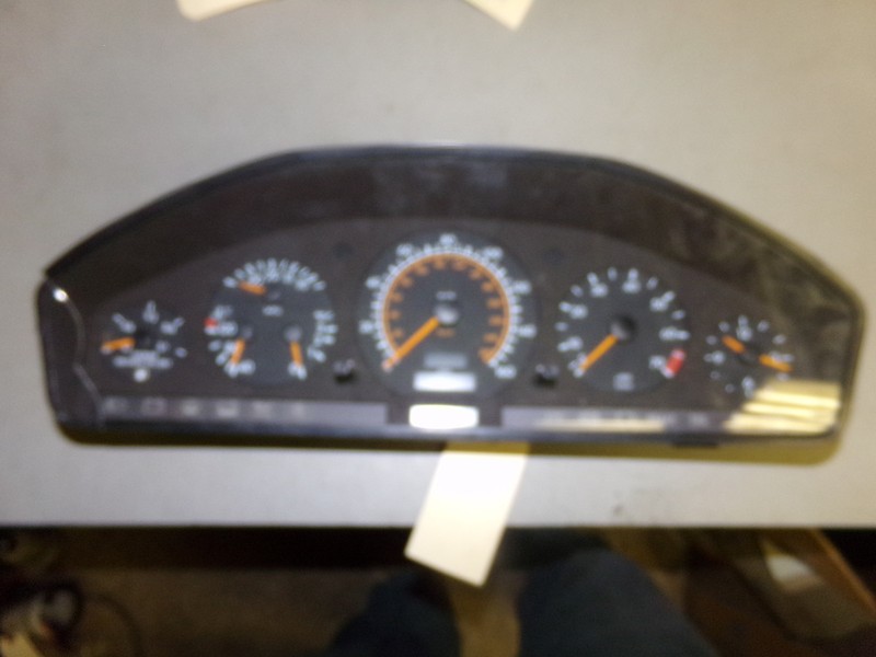 1995 Mercedes Benz Dash Gauge Cluster 88-311-255E *FREE SHIPPING*