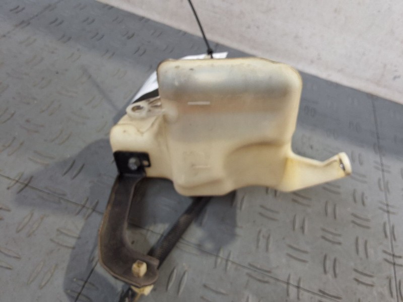 Coolant Reservoir Canada Market Fits 09-14 MATRIX 3502561
