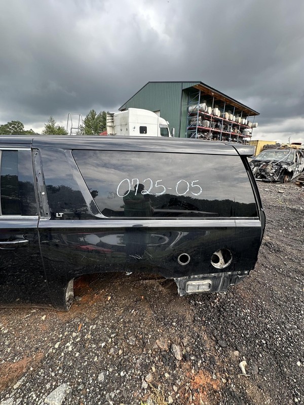 2015-2020 CHEVY/GMC SUBURBAN REAR LEFT SIDE BODY QUARTER PANEL BLACK GBA OEM