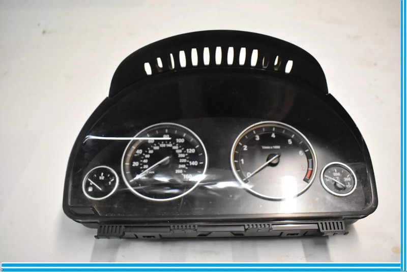 11-13 BMW 528i 535i 550i Instrument Gauge Cluster Speedometer 9249343 OEM