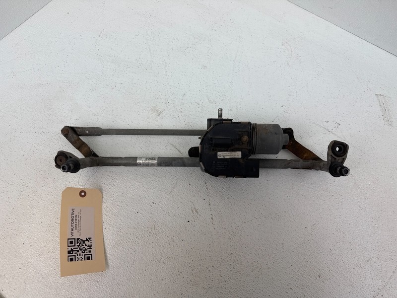 2010 - 2014 Volkswagen Golf Jetta Sportwagon Windshield Wiper Motor Linkage OEM