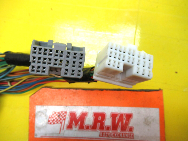 TRANSMISSION COMPUTER 31711AH550 WIRE PLUG CONNECTOR for 03 SUBARU IMPREZA RS