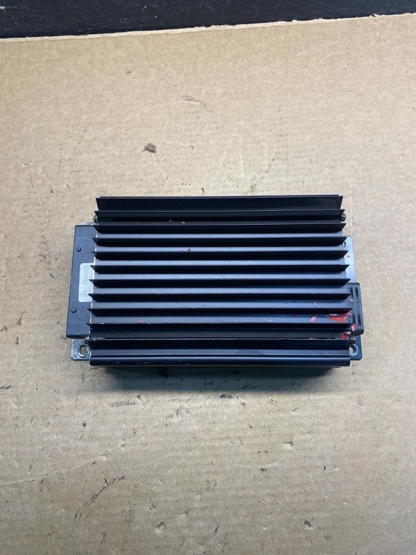 2005 to 2009 Audi A4 Radio Stereo Amplifier Amp OEM ad9974 DG