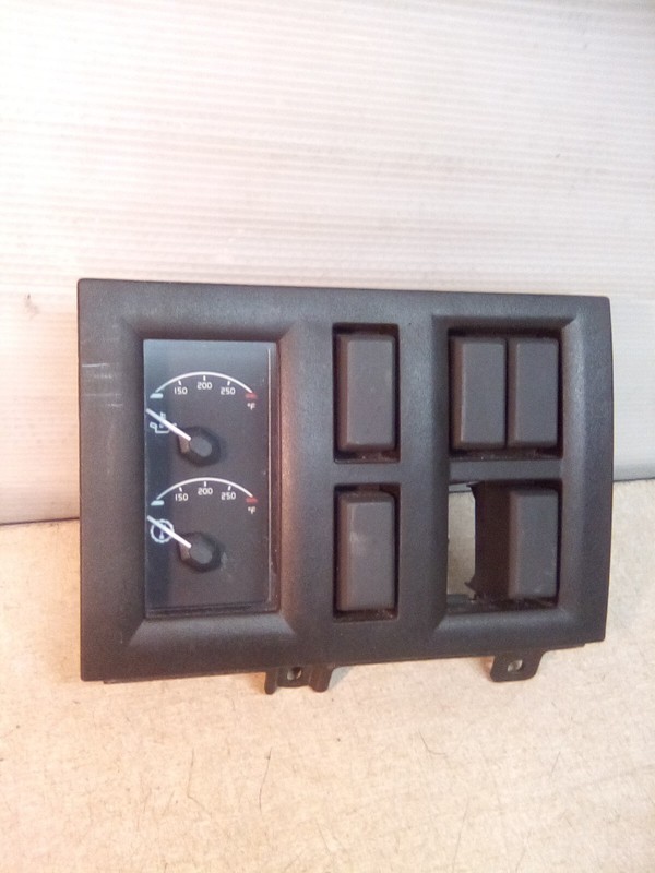 Volvo VNL 23352841-P01 Gauge Panel